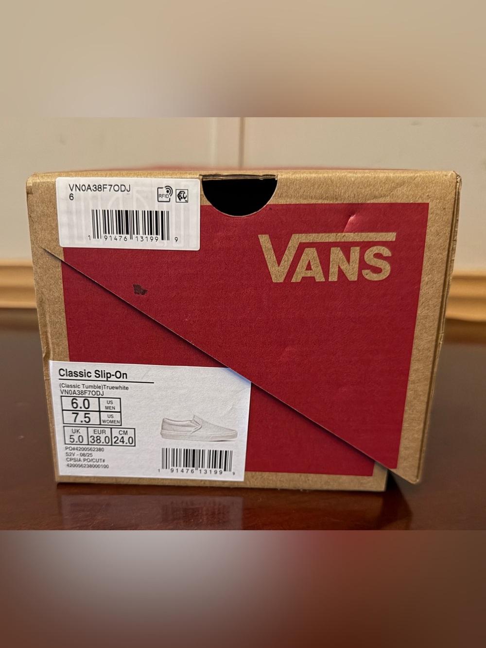 NWT Vans Leather Slip Ons - Picture 8 of 10